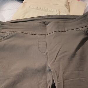 Ladies Alia Capri Pants
